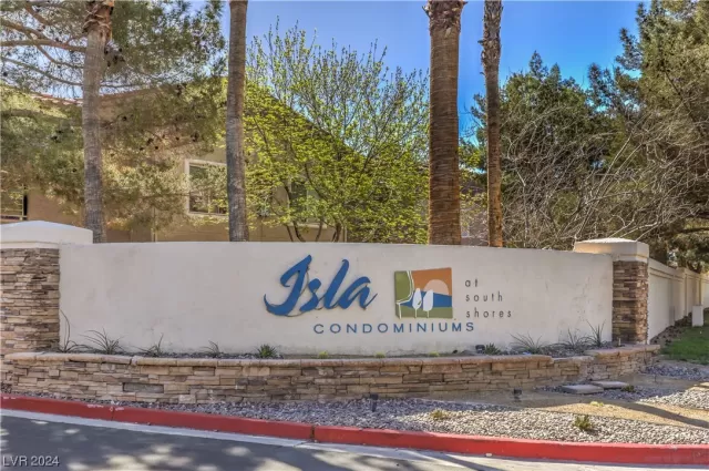 MLS: 2565165 Condo For Sale