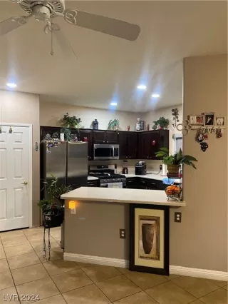 Photo #4: 2565198 Listing 