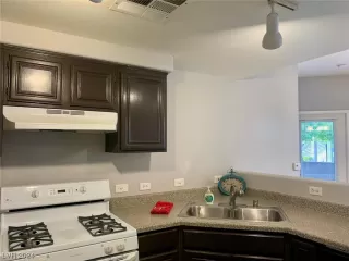 Photo #3: 2565200 Listing 