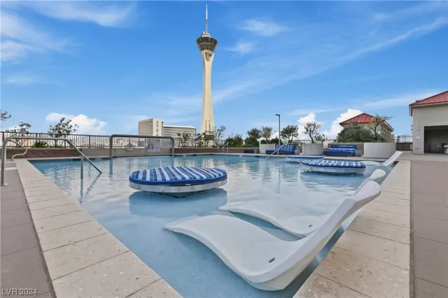 MLS: 2565254 Condo For Sale