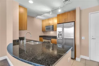 Photo #6: 2565254 Listing 