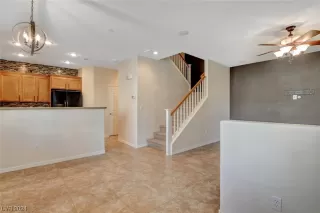 Photo #2: 2565267 Listing 