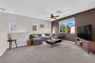 Photo #4: 2565284 Listing 