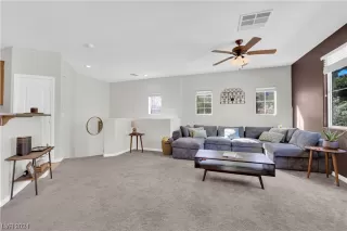 Photo #5: 2565284 Listing 