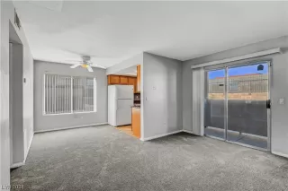 Photo #5: 2565290 Listing 