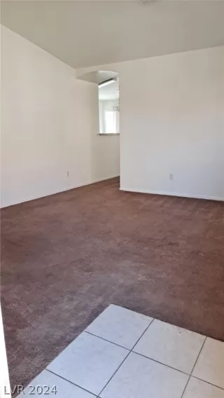 Photo #3: 2565326 Listing