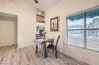 Photo #1: 2565334 Listing