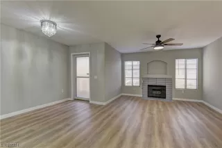 Photo #5: 2565338 Listing