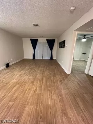 Photo #3: 2565344 Listing 