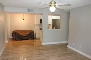 Photo #3: 2565348 Listing