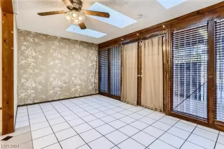 Photo #5: 2565373 Listing