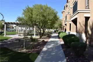 Photo #1: 2565375 Listing