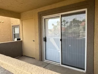 Photo #5: 2565409 Listing