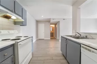 Photo #4: 2565435 Listing 