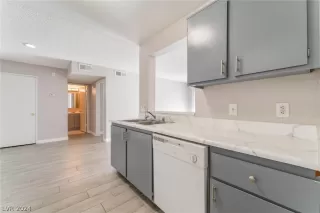 Photo #5: 2565435 Listing 