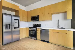 Photo #1: 2565469 Listing