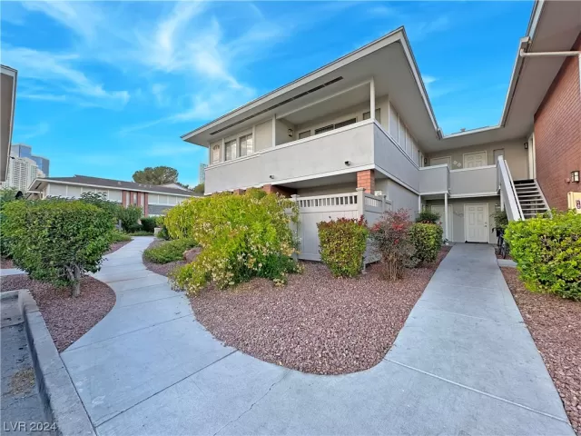 MLS: 2565495 Condo For Sale