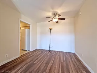 Photo #3: 2565495 Listing 