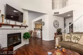 Photo #4: 2565553 Listing 