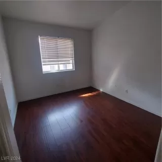 Photo #4: 2565561 Listing 