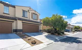 Photo #1: 2565587 Listing 