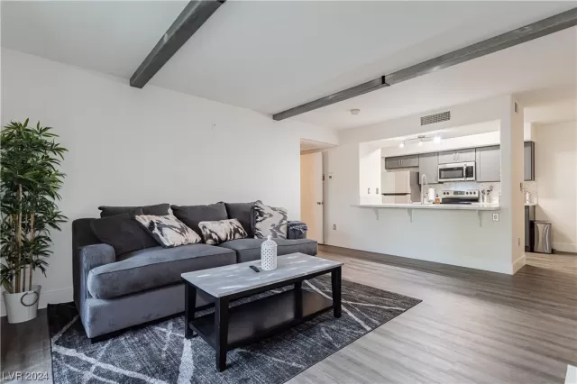 MLS: 2565599 Condo For Sale