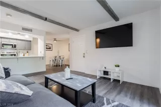 Photo #2: 2565599 Listing