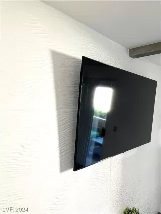 Photo #3: 2565599 Listing