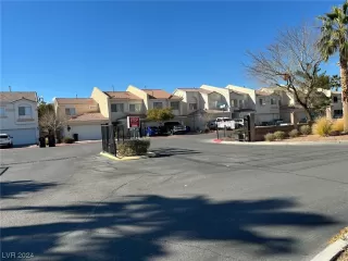 Photo #1: 2565616 Listing