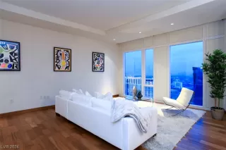 Photo #1: 2565619 Listing 