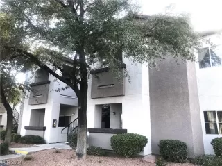 Photo #2: 2565681 Listing 