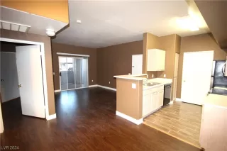 Photo #4: 2565681 Listing 