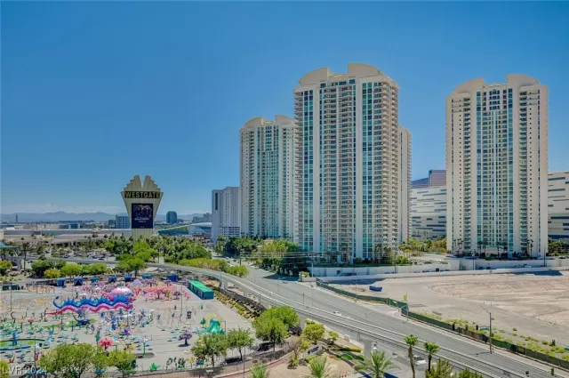 MLS: 2565689 Condo For Sale