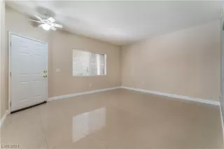 Photo #2: 2565722 Listing