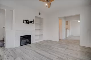 Photo #6: 2565743 Listing