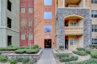 Photo #1: 2565766 Listing