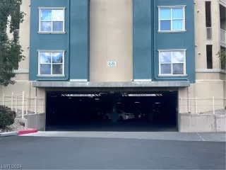 Photo #3: 2565793 Listing