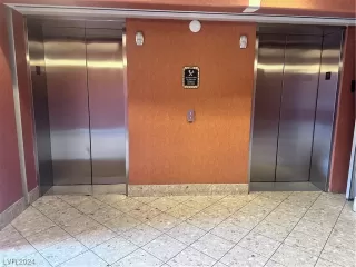 Photo #5: 2565793 Listing