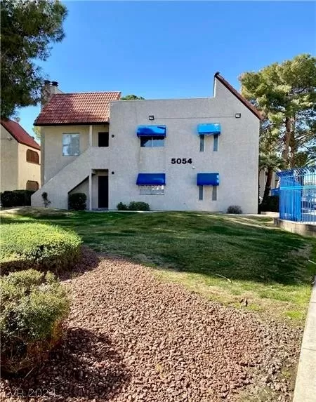 MLS: 2565823 Condo For Sale