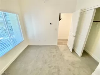 Photo #3: 2565835 Listing 