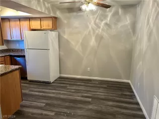 Photo #2: 2565897 Listing