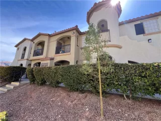 Photo #1: 2565939 Listing