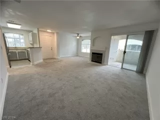 Photo #3: 2565944 Listing 