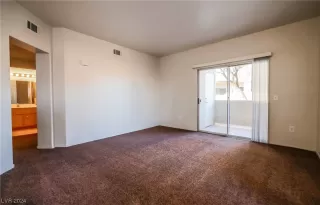 Photo #2: 2565982 Listing 