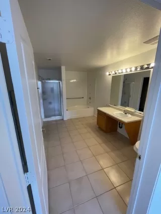 Photo #4: 2565997 Listing 