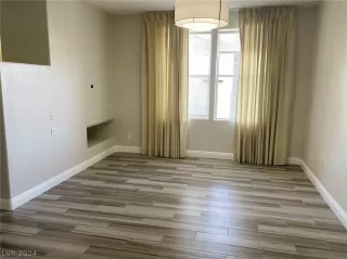 Photo #1: 2565998 Listing 