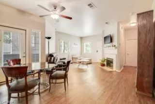 Photo #3: 2566002 Listing