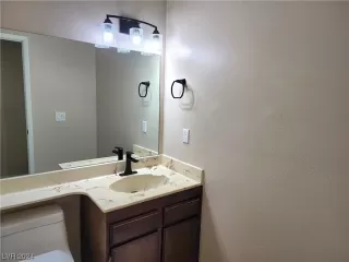 Photo #6: 2566018 Listing 