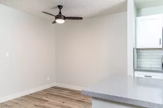 Photo #4: 2566086 Listing 