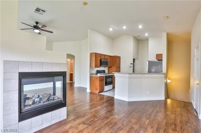 MLS: 2566091 Condo For Sale